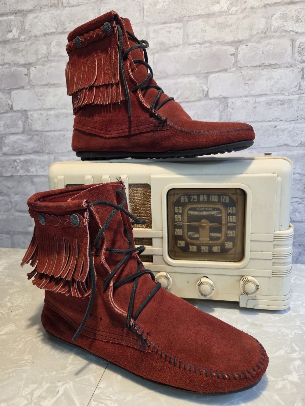 Vintage 90's Fringed Minnetonka Lace-Up Suede Moccasins